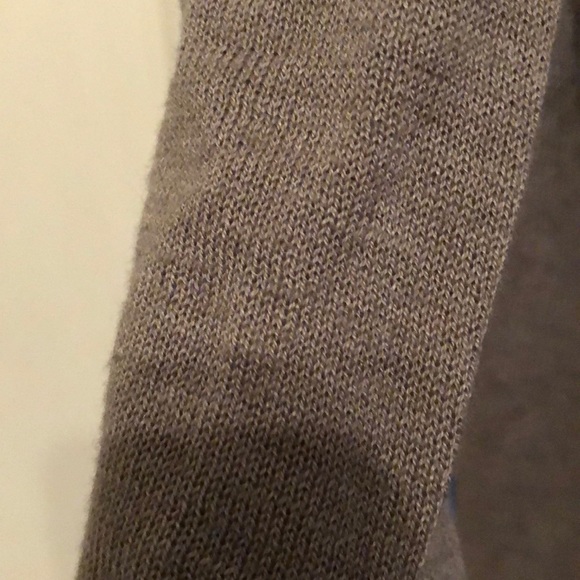 Women’s promod light gray soft spun cardigan. - Picture 4 of 5